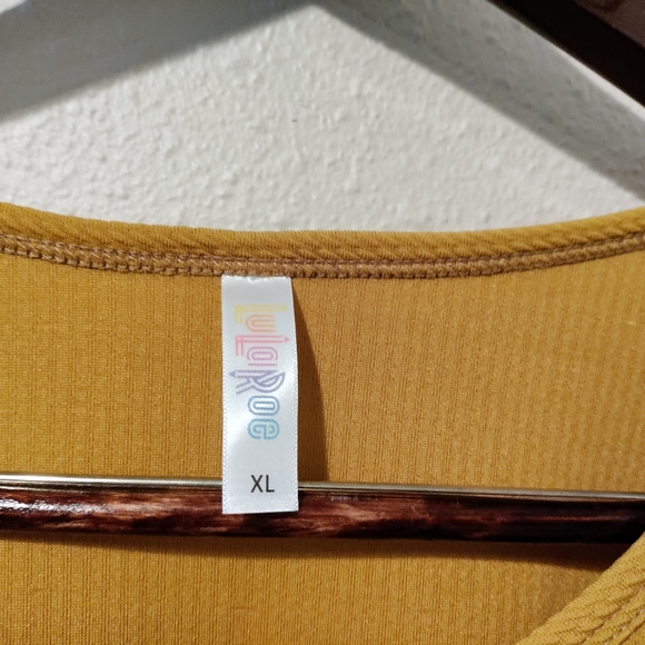 Mustard yellow LulaRoe long sleeve. Size XL. - Picture 3 of 3